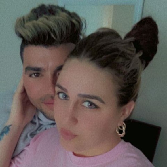 Meet your Posher, Daniel - Picture 1 of 1